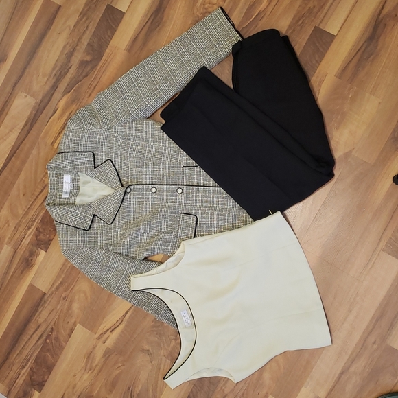 Tahari Pants - Tahari Arthur S. Levine Tweed blazer & Pant Suit Sz 4 Petite office sage / green